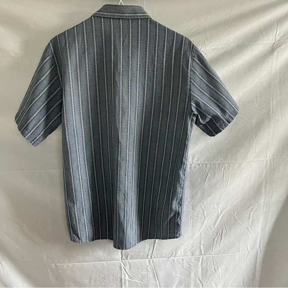 VESE Mens Collared Blue Pattern Shirt Sleeve Shirt Size Medium - Picture 2 of 7